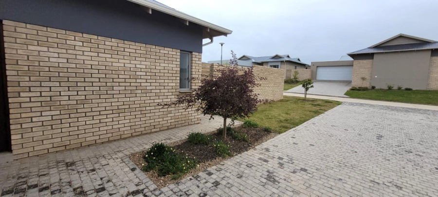 3 Bedroom Property for Sale in Mooikloof Country Estate Western Cape